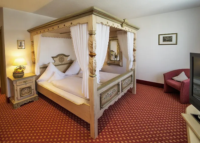 Hotel-Gasthof Zum Weyssen Rössle